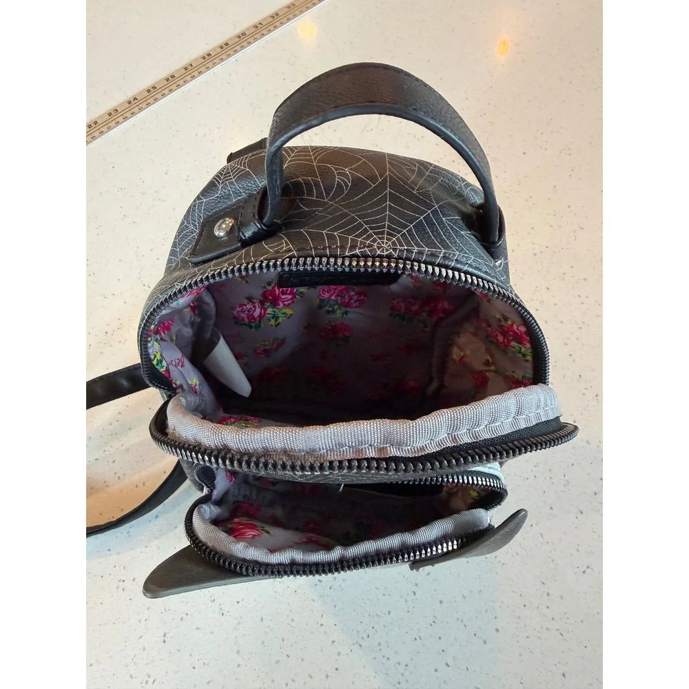Betsey Johnson betsey johnson